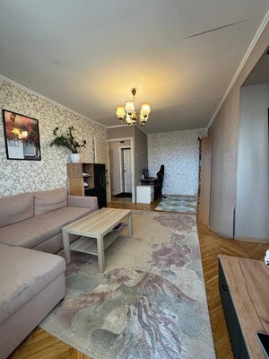 Продам двухкомнатную (2-комн.) квартиру, Стратонавтов проезд, 16к1, Москва г