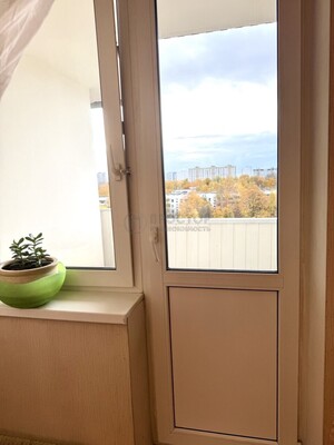 Продам трехкомнатную (3-комн.) квартиру, Миклухо-Маклая ул, 20, Москва г