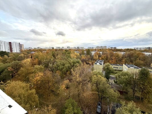Продам трехкомнатную (3-комн.) квартиру, Миклухо-Маклая ул, 20, Москва г