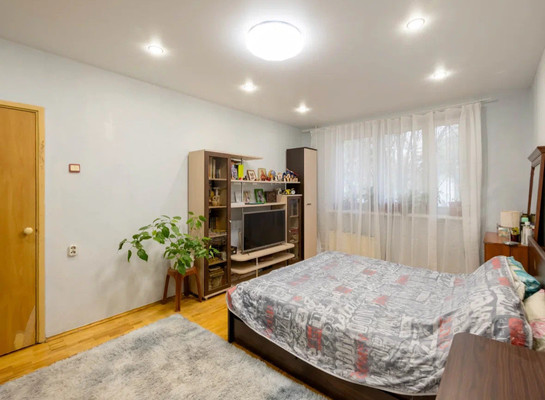 Продам двухкомнатную (2-комн.) квартиру, Алтайская ул, 4, Москва г