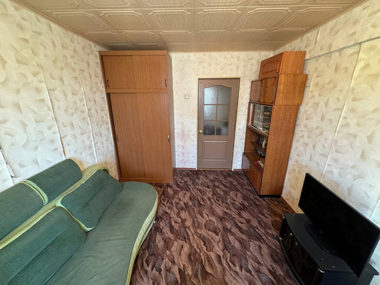 Продам двухкомнатную (2-комн.) квартиру, Ленина ул, 25ка, Солнечный рп