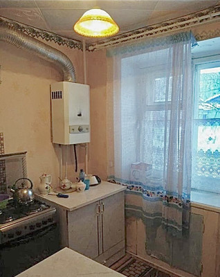 Продам двухкомнатную (2-комн.) квартиру, Ленинградская ул, 11, Емва г