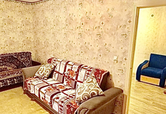 Продам двухкомнатную (2-комн.) квартиру, Ленинградская ул, 11, Емва г