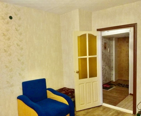 Продам двухкомнатную (2-комн.) квартиру, Ленинградская ул, 11, Емва г