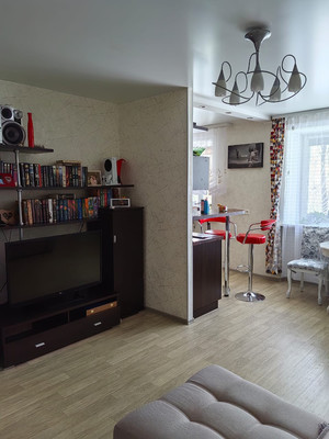 Продам двухкомнатную (2-комн.) квартиру, Грибоедова ул, 4, Иркутск г
