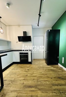 Продам двухкомнатную (2-комн.) квартиру, Среднерогатская ул, 9, Санкт-Петербург г