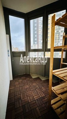 Продам двухкомнатную (2-комн.) квартиру, Среднерогатская ул, 9, Санкт-Петербург г