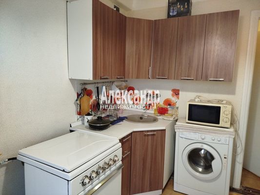 Продам однокомнатную (1-комн.) квартиру, Искровский пр-кт, 35/38, Санкт-Петербург г