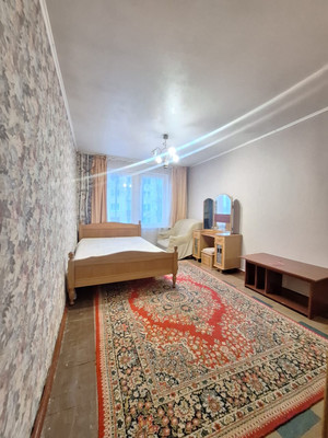 Продам двухкомнатную (2-комн.) квартиру, Победы ул, 4, Чернецкое п/о