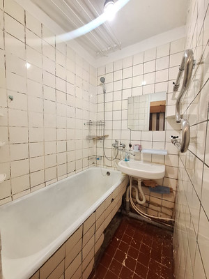 Продам двухкомнатную (2-комн.) квартиру, Победы ул, 4, Чернецкое п/о