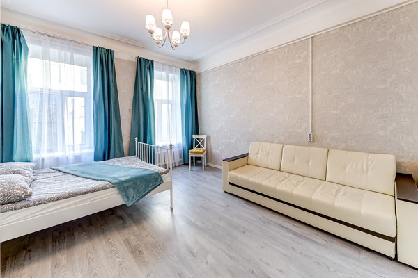 Продам многокомнатную квартиру, Невский пр-кт, 45/2, Санкт-Петербург г