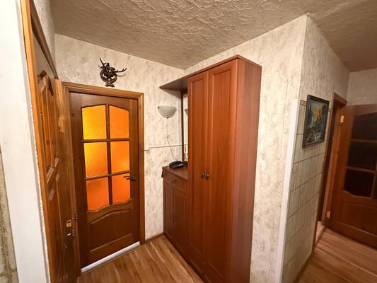 Продам двухкомнатную (2-комн.) квартиру, 1-е Бутырки ул, 8, Рязань г