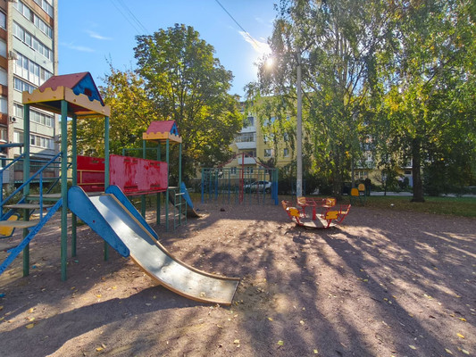 Продам двухкомнатную (2-комн.) квартиру, 1-е Бутырки ул, 8, Рязань г