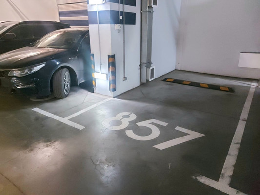 Продам машиноместо 12,1 м2, Маломосковская ул, 14, Москва г