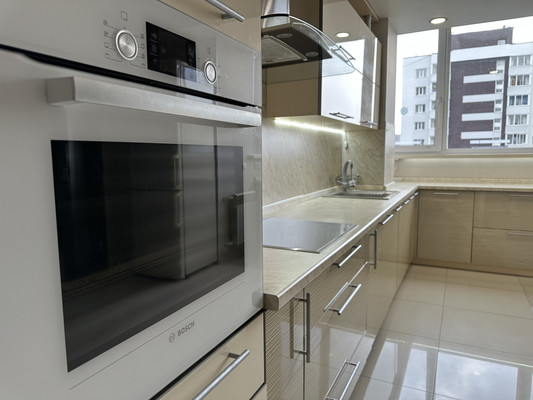 Продам двухкомнатную (2-комн.) квартиру, Глинки ул, 73, Иркутск г