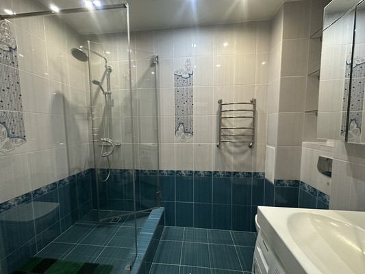 Продам двухкомнатную (2-комн.) квартиру, Глинки ул, 73, Иркутск г