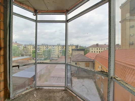 Продам трехкомнатную (3-комн.) квартиру, Пушкина ул, 31, Нальчик г