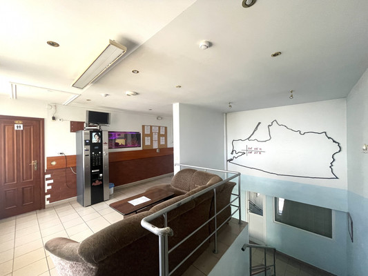 Продам мойку 1 534 м2, Габайдулина ул, 56, Калининград г