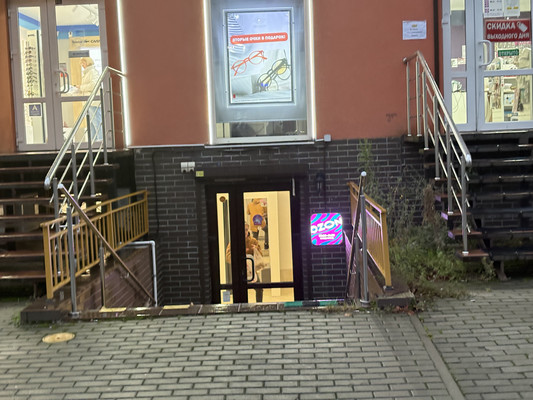 Продам коммерческое помещение 73 м2, У.Громовой ул, 7, Калининград г