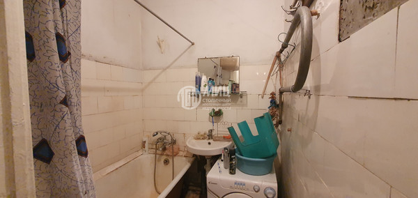 Продам двухкомнатную (2-комн.) квартиру, 13-я Парковая ул, 21, Москва г