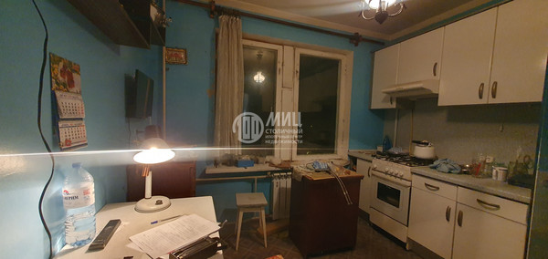 Продам двухкомнатную (2-комн.) квартиру, 13-я Парковая ул, 21, Москва г