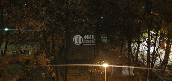 Продам двухкомнатную (2-комн.) квартиру, 13-я Парковая ул, 21, Москва г