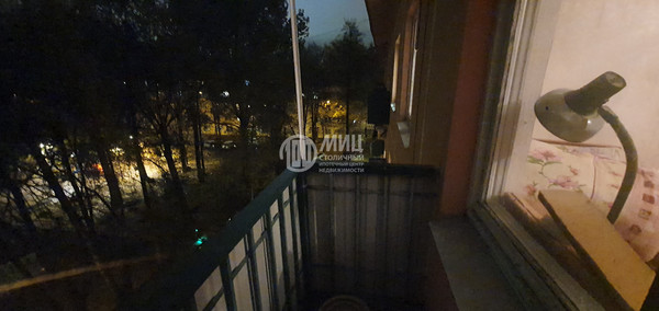 Продам двухкомнатную (2-комн.) квартиру, 13-я Парковая ул, 21, Москва г