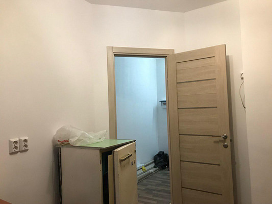 Продам однокомнатную (1-комн.) квартиру, Железнодорожная ул, 29, Коммунар г