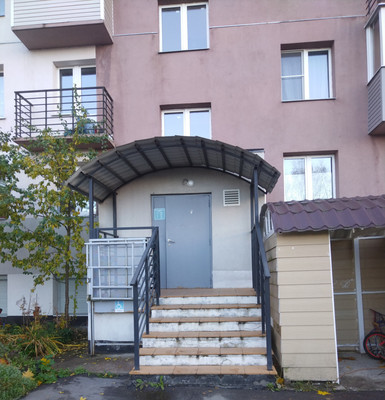 Продам однокомнатную (1-комн.) квартиру, Железнодорожная ул, 29, Коммунар г