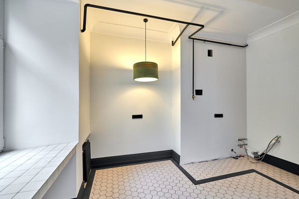 Продам трехкомнатную (3-комн.) квартиру, Бронная М. ул, 17к1, Москва г