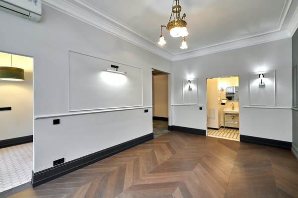 Продам трехкомнатную (3-комн.) квартиру, Бронная М. ул, 17к1, Москва г