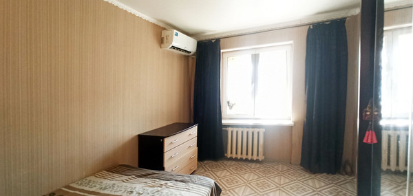 Продам однокомнатную (1-комн.) квартиру, Куникова ул, 92а, Новороссийск г