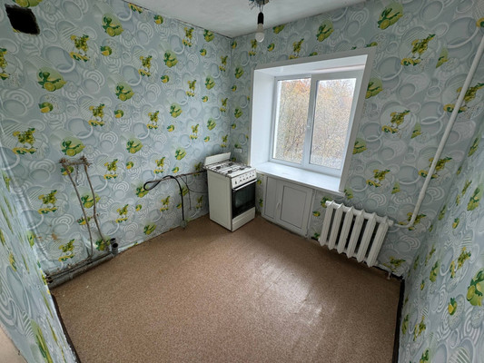 Продам двухкомнатную (2-комн.) квартиру, Мира пр-кт, 22, Амурск г