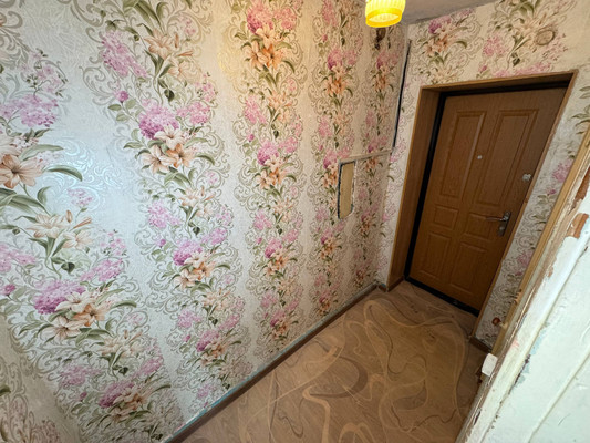 Продам двухкомнатную (2-комн.) квартиру, Мира пр-кт, 22, Амурск г