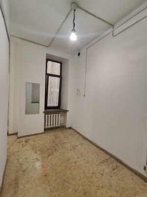 Продам трехкомнатную (3-комн.) квартиру, Большой П.С. пр-кт, 106, Санкт-Петербург г
