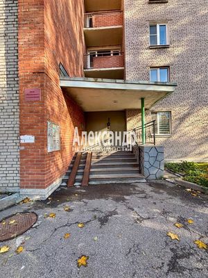 Продам двухкомнатную (2-комн.) квартиру, Белы Куна ул, 11к2, Санкт-Петербург г