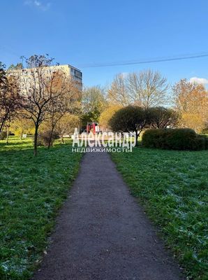 Продам двухкомнатную (2-комн.) квартиру, Белы Куна ул, 11к2, Санкт-Петербург г