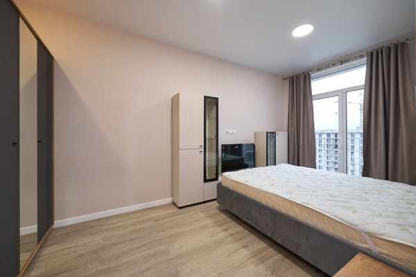 Продам двухкомнатную (2-комн.) квартиру, Берёзовая аллея, 19к3, Москва г
