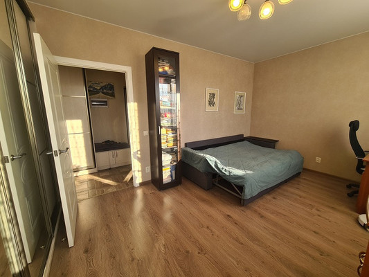 Продам двухкомнатную (2-комн.) квартиру, Парфёновская ул, 9к1, Санкт-Петербург г