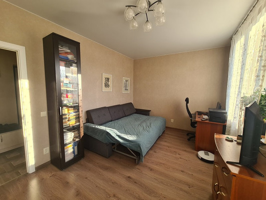 Продам двухкомнатную (2-комн.) квартиру, Парфёновская ул, 9к1, Санкт-Петербург г