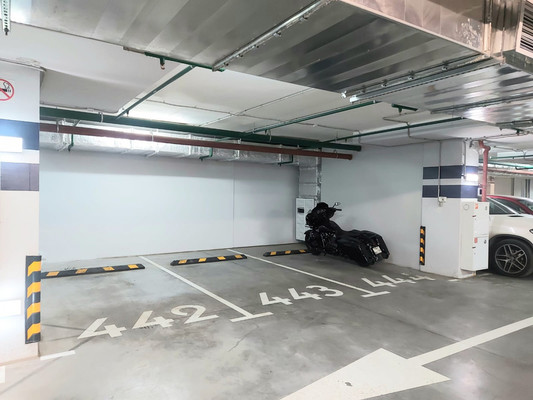 Продам машиноместо 36,4 м2, Маломосковская ул, 14, Москва г