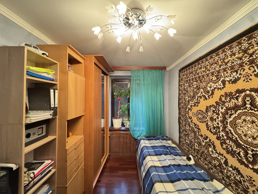 Продам двухкомнатную (2-комн.) квартиру, Зверинецкая ул, 12, Москва г