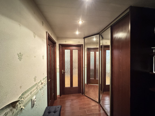 Продам двухкомнатную (2-комн.) квартиру, Зверинецкая ул, 12, Москва г