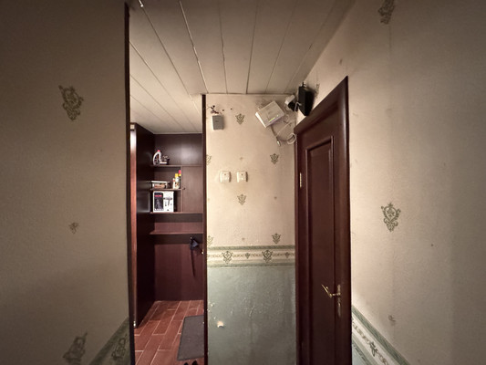 Продам двухкомнатную (2-комн.) квартиру, Зверинецкая ул, 12, Москва г