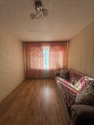 Продам двухкомнатную (2-комн.) квартиру, Ленинградская ул, 11, Емва г