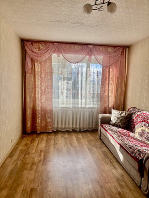 Продам двухкомнатную (2-комн.) квартиру, Ленинградская ул, 11, Емва г