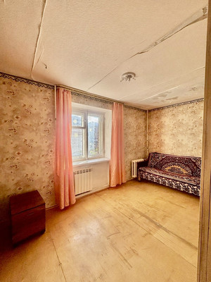 Продам двухкомнатную (2-комн.) квартиру, Ленинградская ул, 11, Емва г