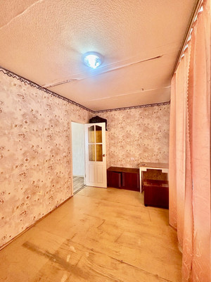 Продам двухкомнатную (2-комн.) квартиру, Ленинградская ул, 11, Емва г