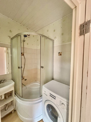 Продам двухкомнатную (2-комн.) квартиру, Ленинградская ул, 11, Емва г