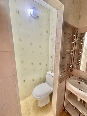 Продам двухкомнатную (2-комн.) квартиру, Ленинградская ул, 11, Емва г